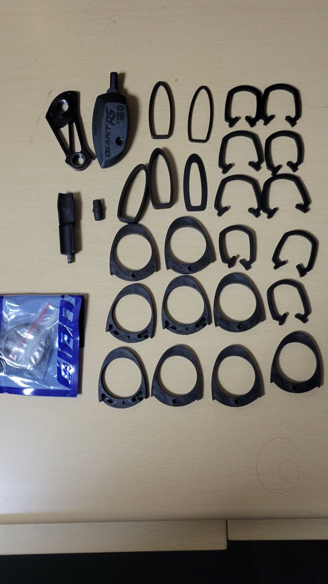 Shimo10809's tweet photo. PROPEL ADVANCED SL 1 DISC
Sサイズ、ハンドルステムと専用マウント込み15万で興味ある人いれば https://t.co/z18i0Krk1i