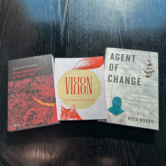 The covers of the three wining books: Vixen, Agent of Change: My life Fighting Terrorists, Spies and Institutional Racism, and Deux heures avant la fin de l’été. 