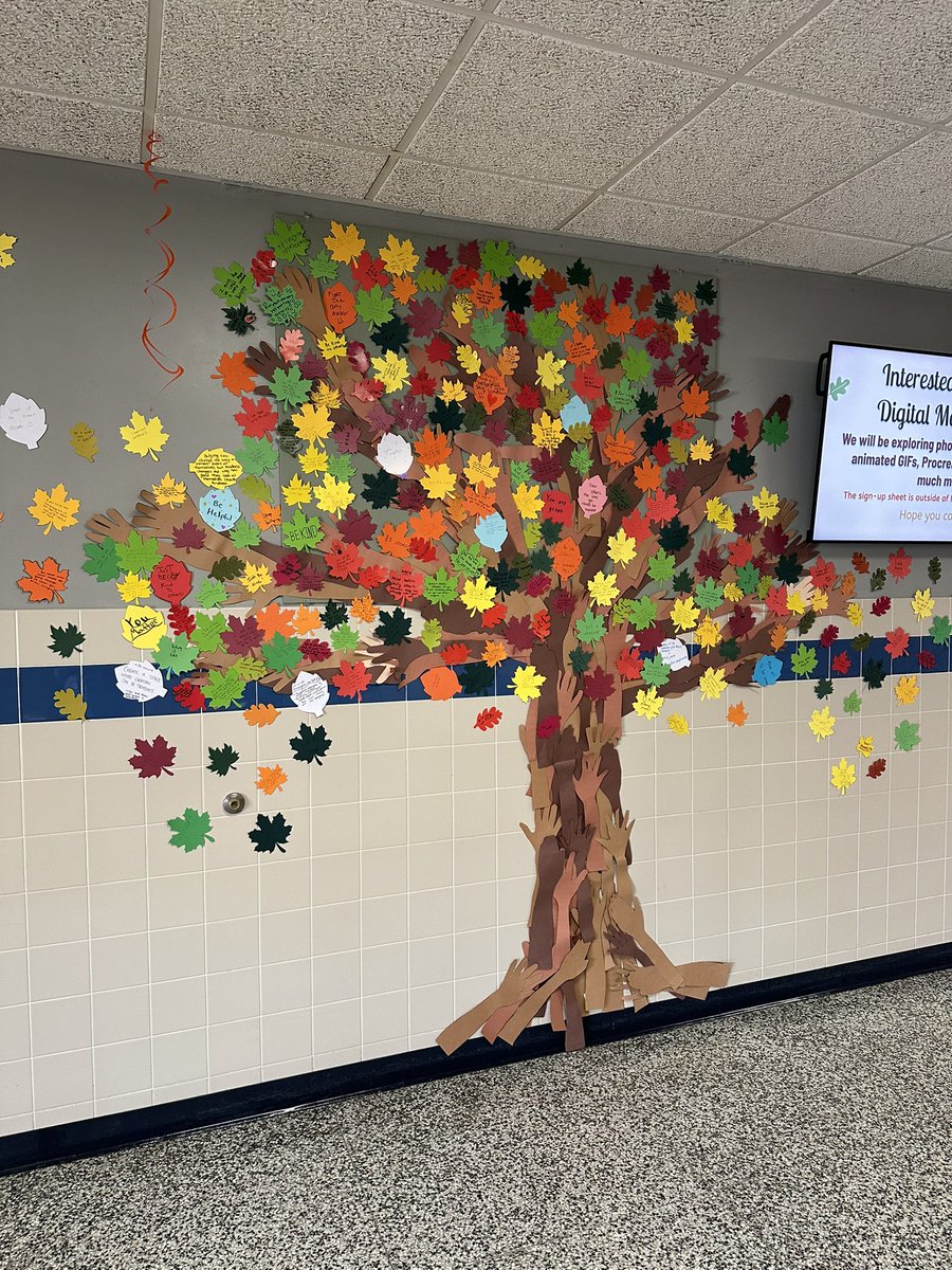 StarpointMS's tweet photo. We had a great Unity Day at Starpoint Middle! Lots of orange and a beautifully decorated lobby (thanks to some help from our students). We are lucky to have students that help foster a kind and inclusive environment.

Shoutout to our awesome Unity Day poster winners too! https://t.co/FQGkO5VPqa