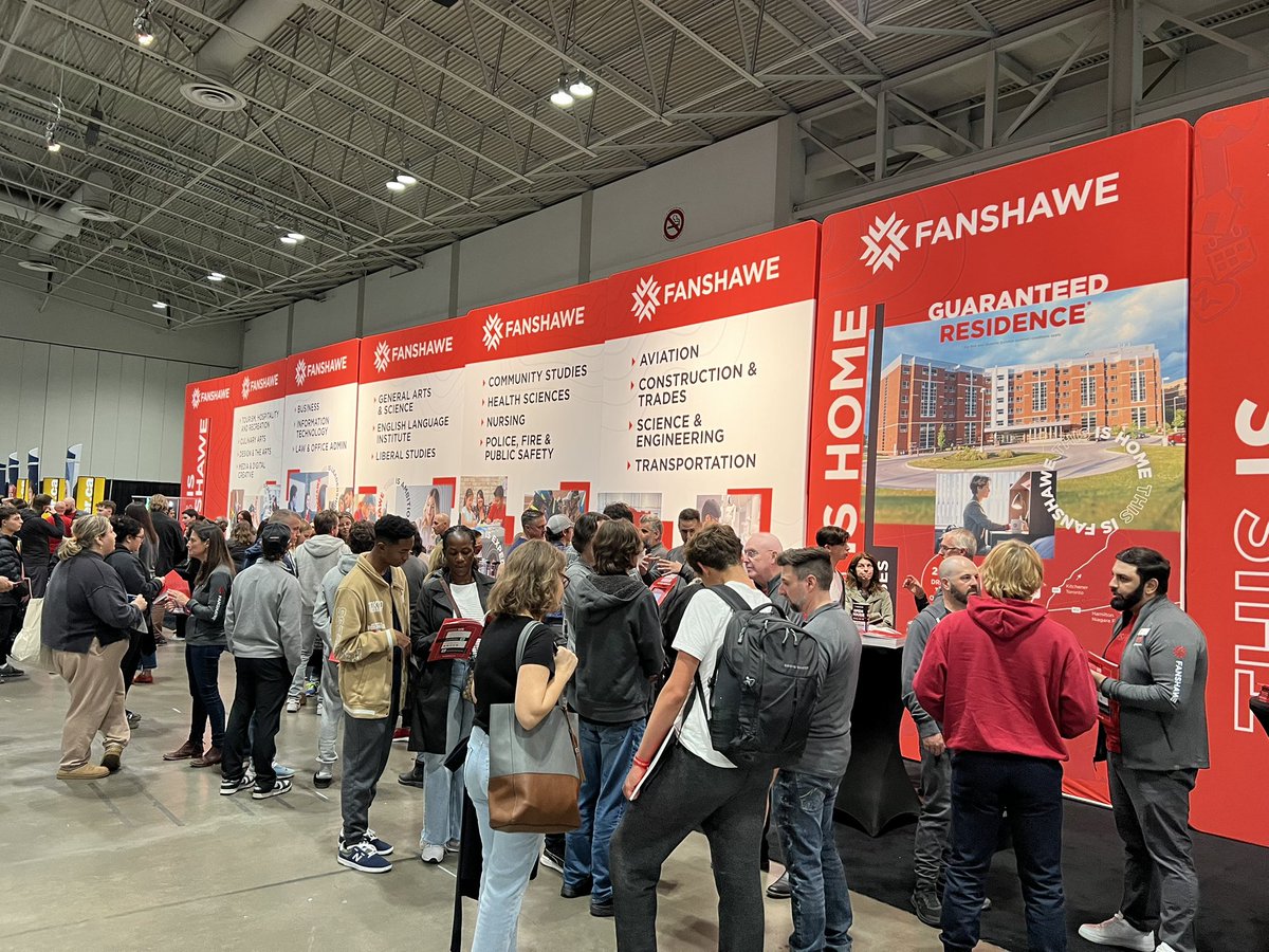 EricCCollins's tweet photo. So great to meet so many future @fanshawecollege students at the Ontario College Fair including so many who will be joining us at our beautiful @fanshawewdsk campus for our Open House on October 26! Come by and visit me and we’ll waive your application fee for the next year. https://t.co/kRyYIXxfoJ