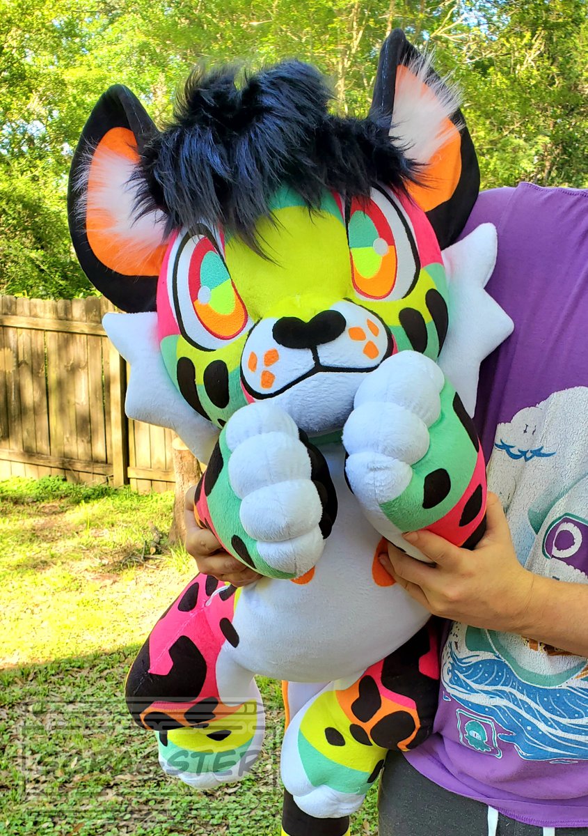 _scragster_'s tweet photo. It's been a while since our last jumbo plush 🤔 We've done jumbo laying and chibi styles, how about a teddy this time? 👀 
(Photos of jumbo plush for size reference- a jumbo teddy would be 2-2.5 ft tall 😳) https://t.co/Epx1avDCTe