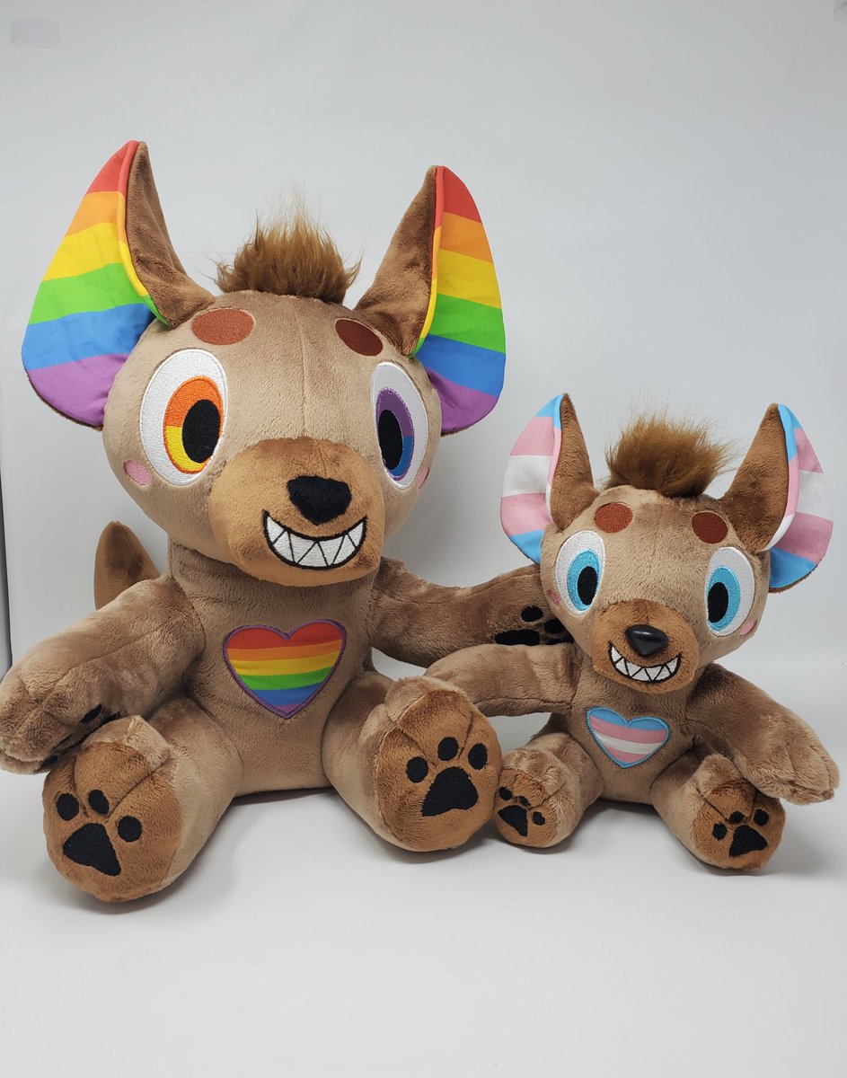 _scragster_'s tweet photo. It's been a while since our last jumbo plush 🤔 We've done jumbo laying and chibi styles, how about a teddy this time? 👀 
(Photos of jumbo plush for size reference- a jumbo teddy would be 2-2.5 ft tall 😳) https://t.co/Epx1avDCTe