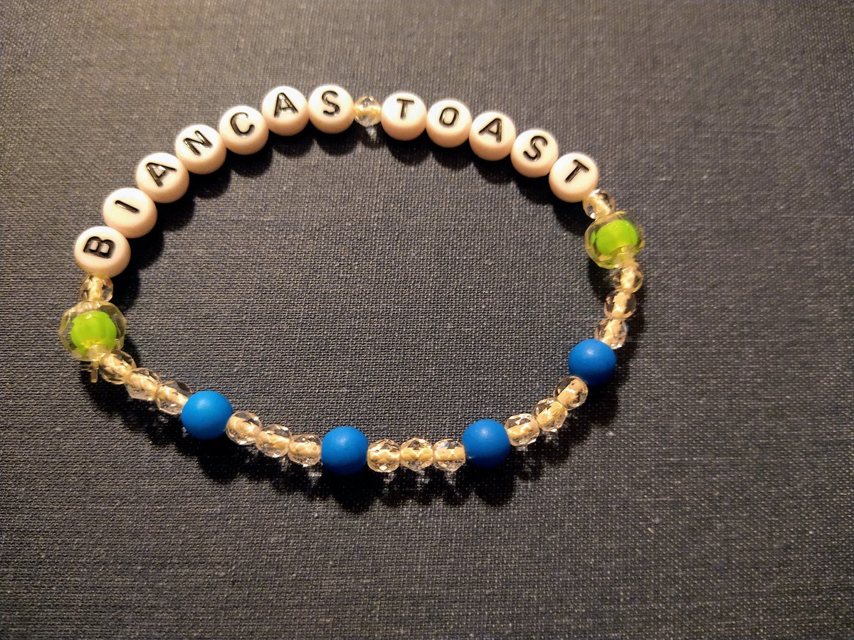 GinaPsychs's tweet photo. Check out the bracelet that I'm wearing for today Psychos!!! 💚🍍💚🍍 #PsychRewatch I got it from a trade at the #PsychCon this past summer!! @summersba https://t.co/C47ydgNhK8