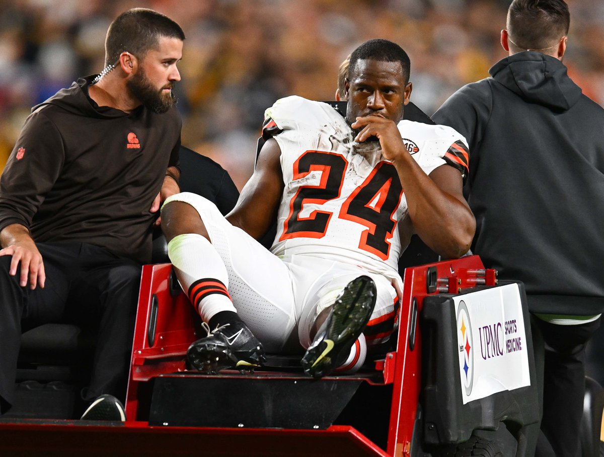 barstoolsports's tweet photo. Men Can Cry Too: Nick Chubb's Message In The Players Tribune About Paying Cleveland Back Had Browns Fans In Tears This Morning https://t.co/lLfEVPzqFi https://t.co/snmmke1Oj1