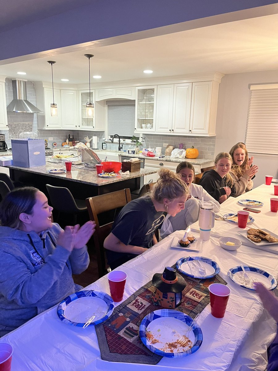 DGN Volleyball tweet media