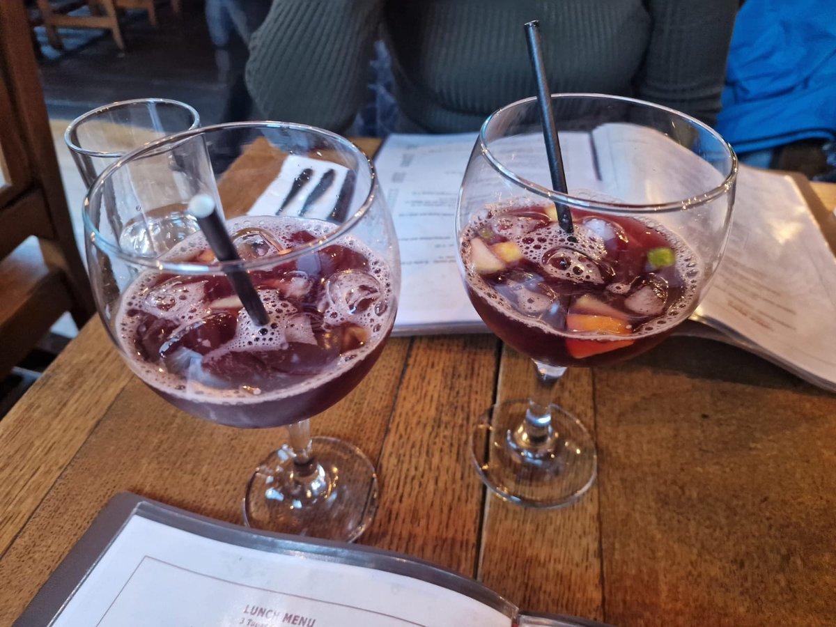 Outstanding restaurant <a href="/Evunarestaurant/">Evuna</a>