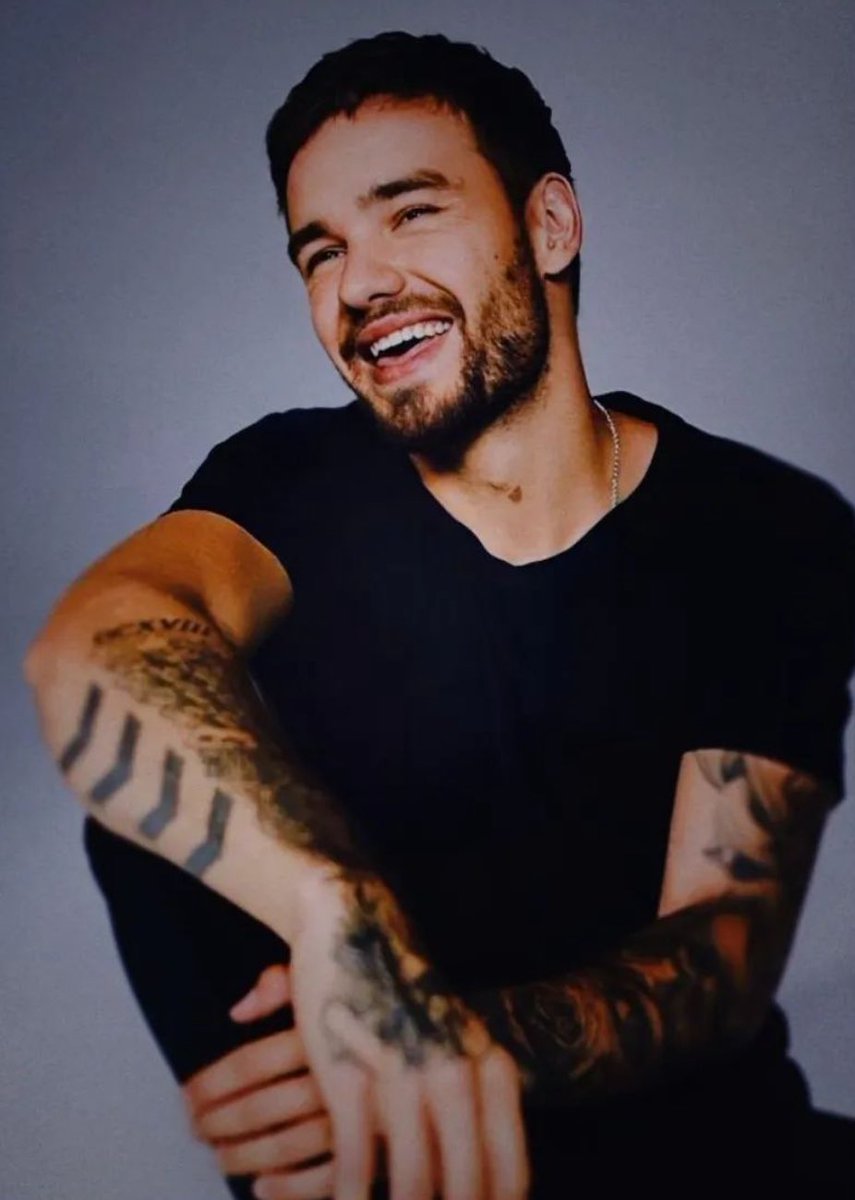 mickeyatnight's tweet photo. 💔 may our minds be full of happy memories and our hearts overwhelmed with both the love given and received. rip liam you will be missed. https://t.co/4lnc276dHE