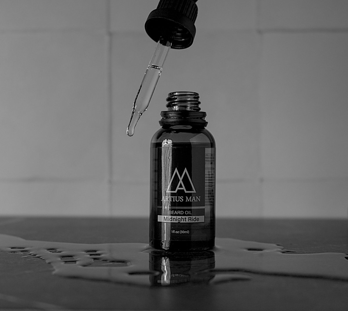 artiusman's tweet photo. Midnight Ride _ a great touch up before bed.

#beard #beardcare #bearded #beardup #beardsofinstagram #beardbalm #beardoil #beardbutter #beardsman #beardsmen https://t.co/pjQPLc4dpE