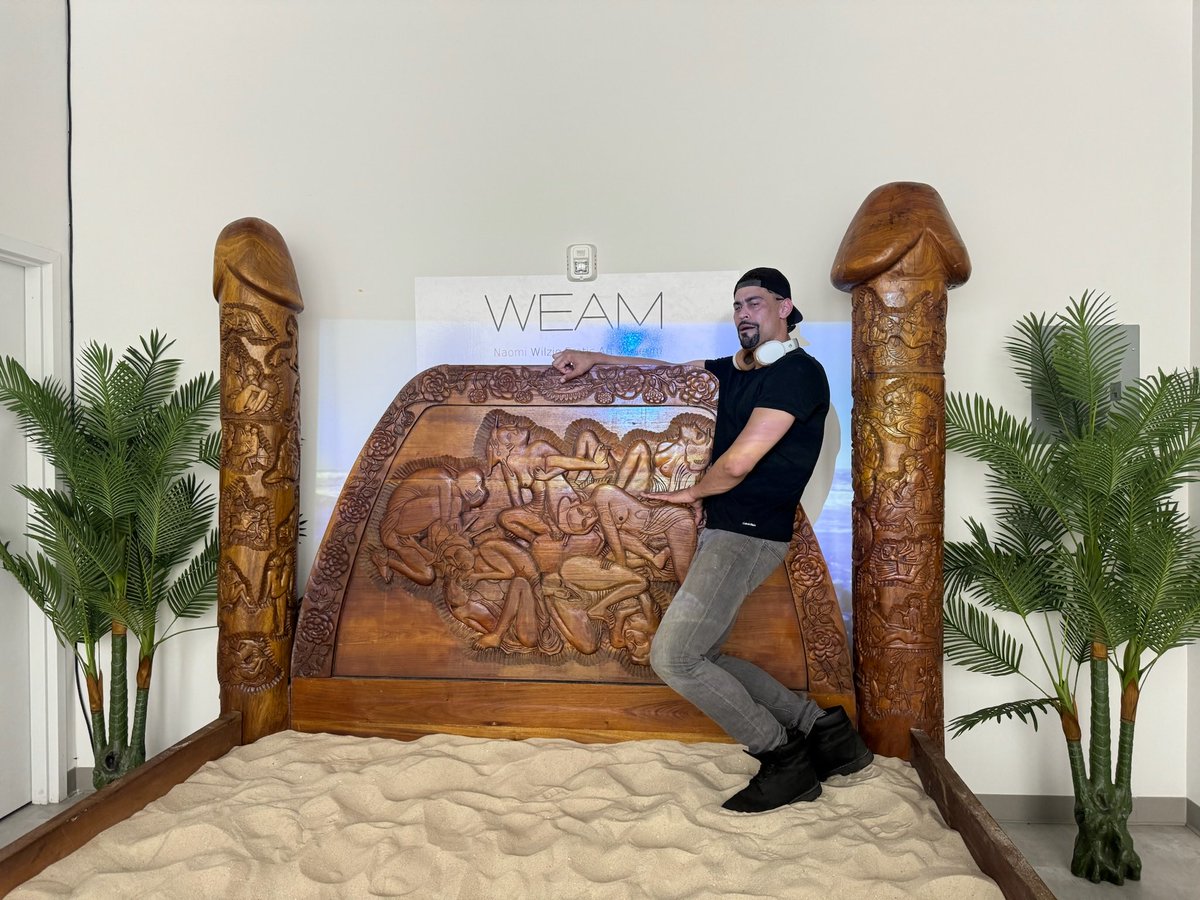 LowKey HighLocks tweet media