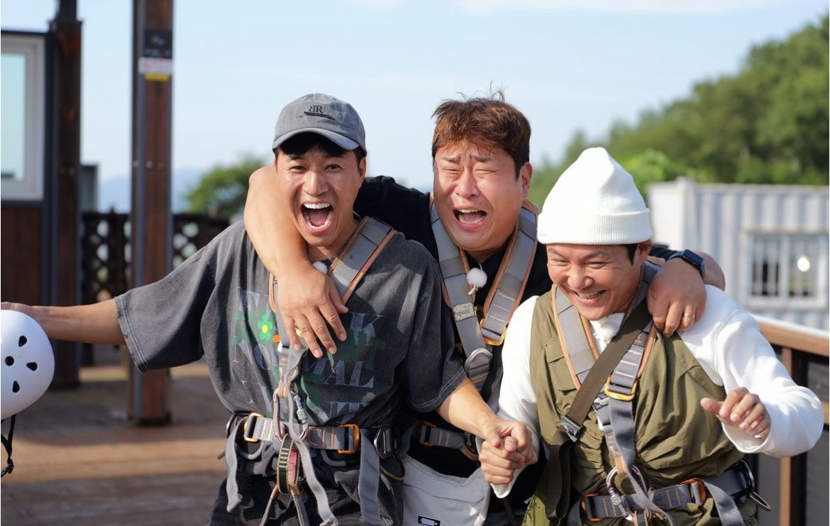 ilbakilcontents's tweet photo. when dindin said, "let's continue until our 200th episode!" and they're now on their 245th episode ♡ https://t.co/C9HNcLNS84