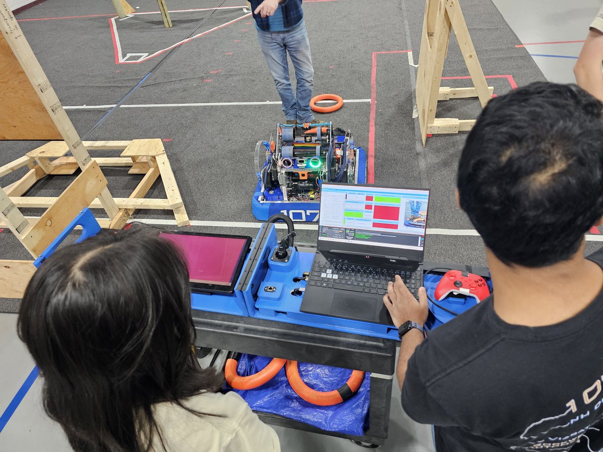 We're getting ready for our <a href="/first_nh/">FIRST NH</a> Governor's Cup competition this weekend!

#omgrobots #morethanrobots #FIRSTNH #WeAreNE #frc1073 #hbrb #hollisbrooklinehighschool #hollisbrookline #hollisbrooklinecavaliers #frc