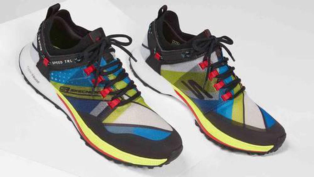 حذاء سكتشرز للجري Speed Trail أسود / أزرق 

 bit.ly/3pPkCib 

#سكتشرز #حذاء