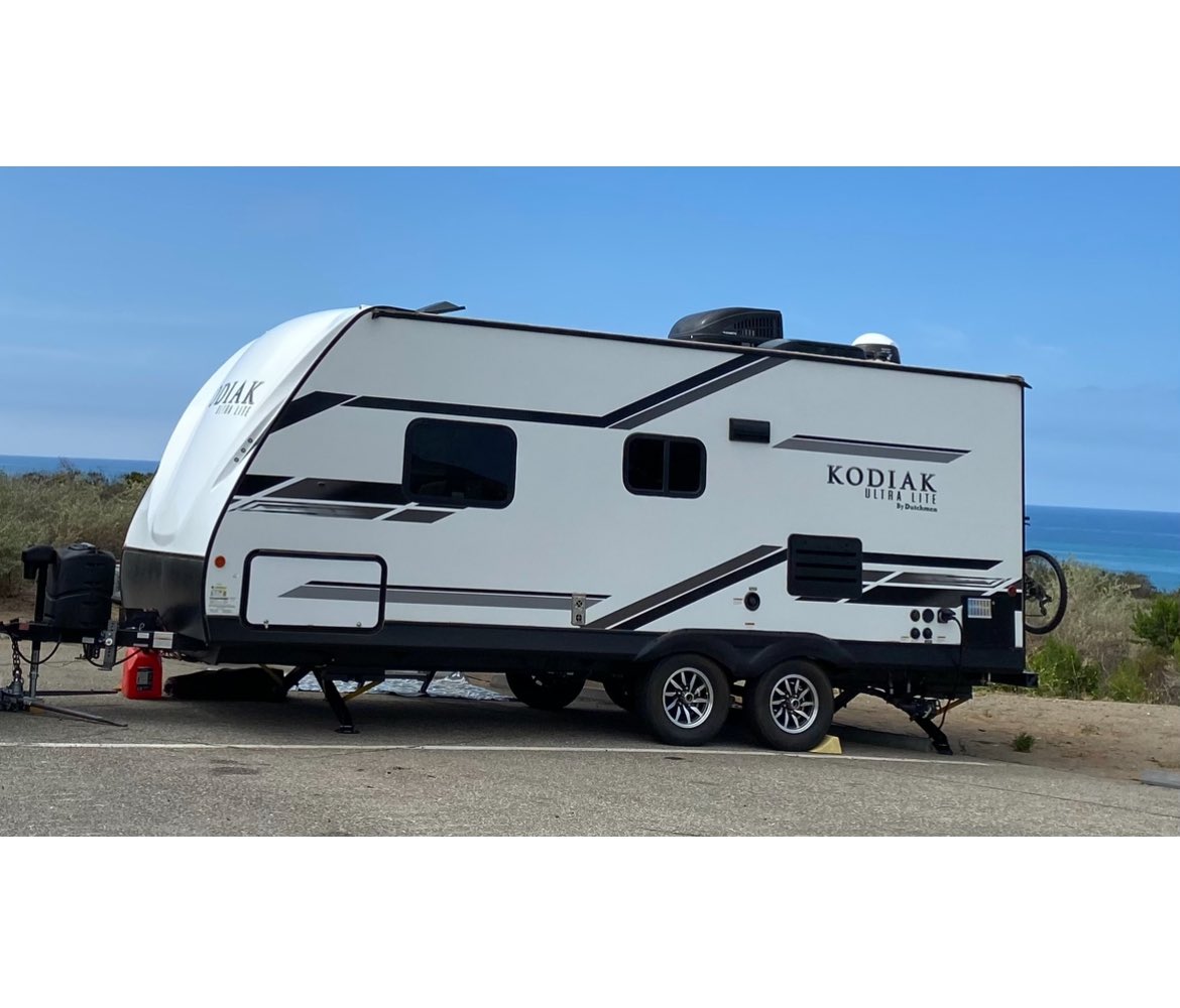 fit_gb's tweet image. Please share to help me get the word out! My RV was stolen from @extraspace Storage in Cathedral City, Ca..that’s in the Palm Springs Area. Maybe someone will see it? It has a pic of a Bear on the rear wheel cover. Livid with #extraspace negligence. See previous post.
#stolenRV