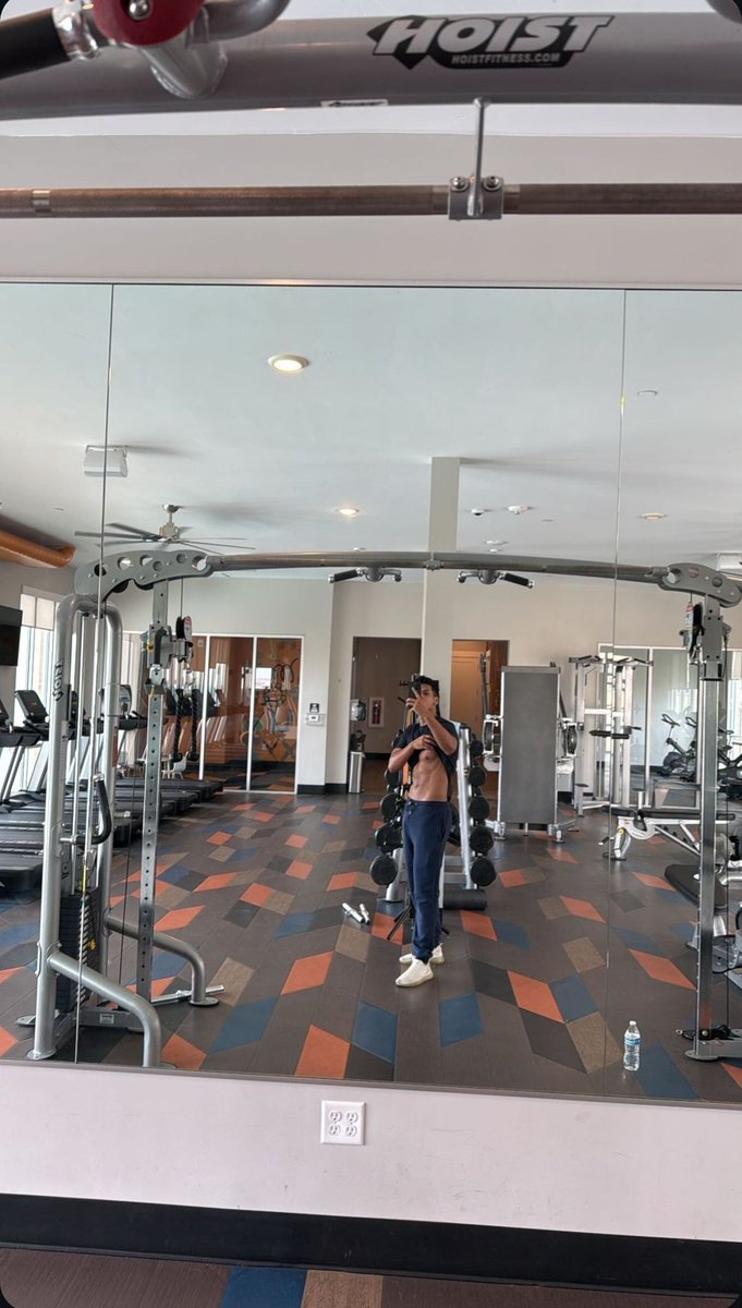 ebaroooon's tweet image. un poquito de un poquito