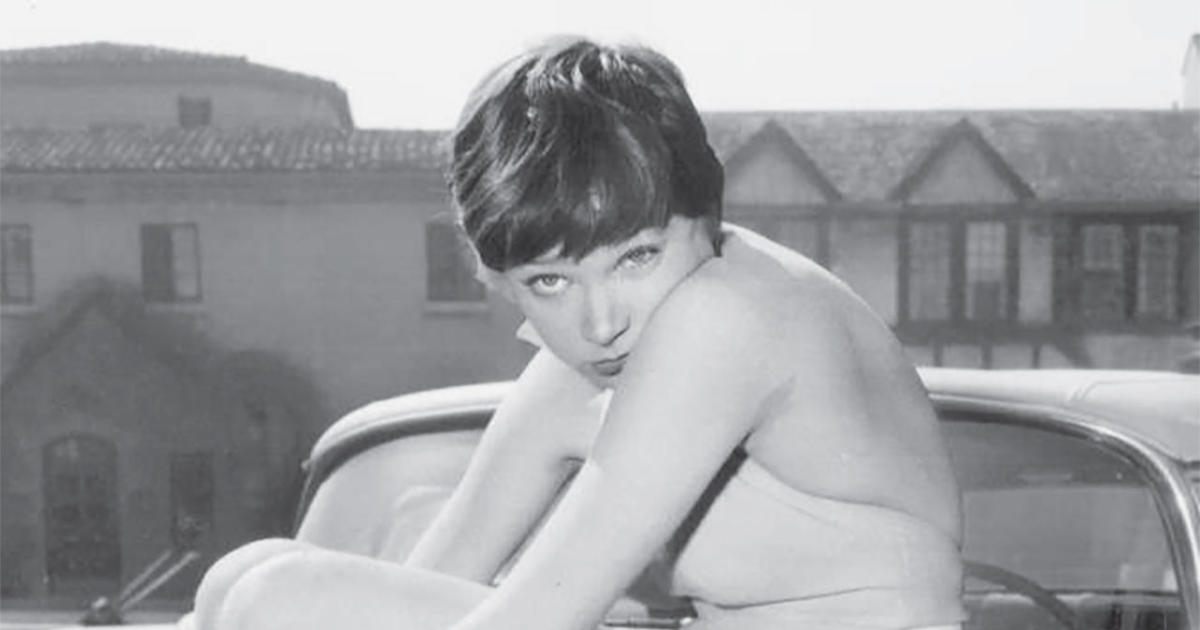 Shirley MacLaine's life looks fascinating! Those photos are amazing - a glimpse into her journey.  

#Life #Pictures #JourneyTo26