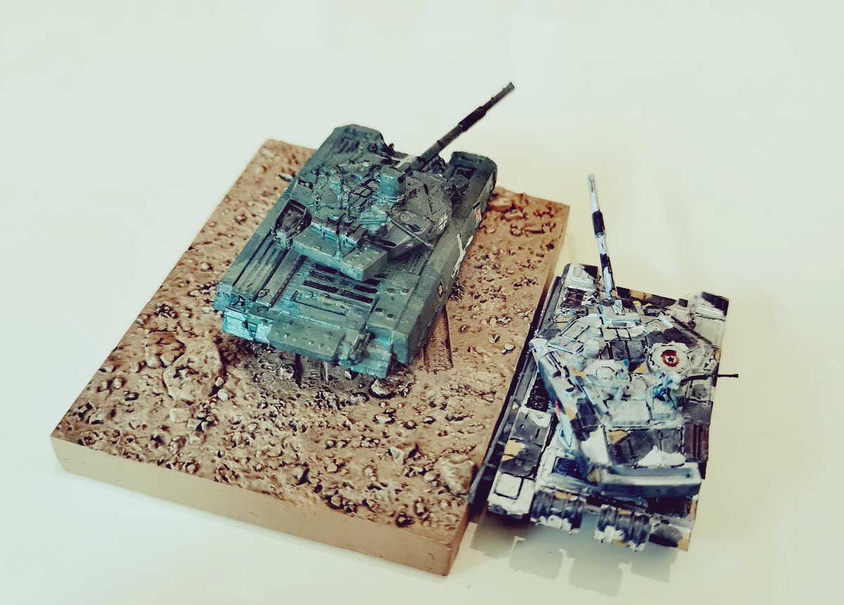 zhxhrzs's tweet photo. 1/144, T-84「oplot-m "です、西ウクライナ武装絶望塗装します。T−90Mに合わせてでござる.#架空戦記 #架空戦車 #戦車 #t84 #t90 #t80 #t90m @masa_sendai https://t.co/bw1VFhLfoG