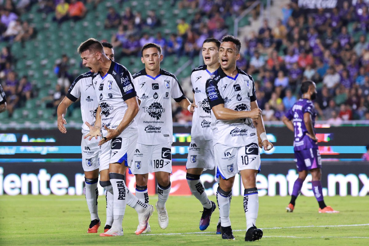 🚨#GIVEAWAY GALLO🚨

¡GANA UN PASE DOBLE PARA el #Querétaro vs #Toluca! 🐔 
 
1️⃣ Sigue a <a href="/calientesports/">Caliente Sports</a> y a mí
2️⃣ Dale 🔁 y ❤️
3️⃣Comenta tu jugador favorito con el hashtag #MásAcciónMásDiversión🔥

¡Se regalarán TRES pases dobles! 📲
