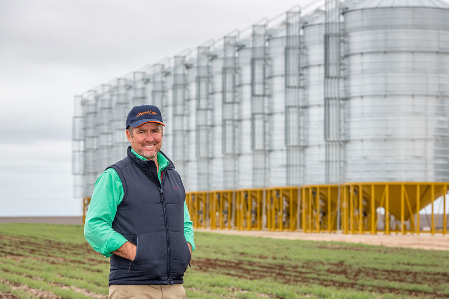 theGRDC's tweet photo. 🐜🐛🐞 GRDC’s national stored grain monitoring and management program helps to build a broad picture of emerging and changing resistance, while also offering practical advice on how to manage an infestation.

Read about on-farm essentials, and why prevention is better than cure ▶️ https://t.co/0DITtePHzJ

@DAFQld @DPIRDbroadacre 

#GroundCoverOnline #GrainStorage #PestManagement