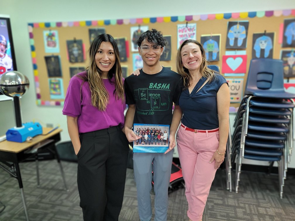 Hancock Elementary! What an honor it was to come present Science is Fun to your fourth graders today. And a very special time for one of our mentors to see his inspiring fourth grade teachers again! We loved it all!