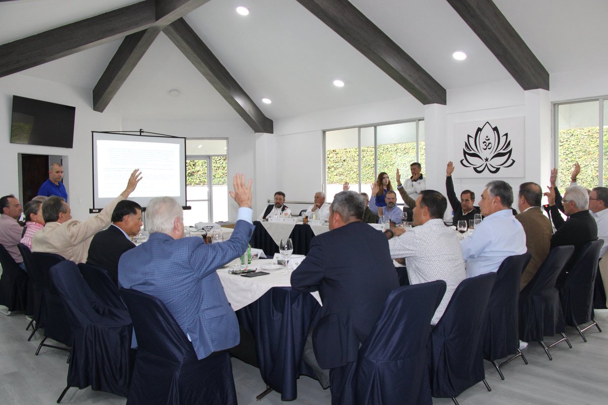 AGVM1's tweet image. #AGVM | Junta de Consejo y Presidentes de Comité de Golf con sede en el #ClubCampestreChiluca
🏆 ✨
 
¡Seguimos creciendo!⛳

#Infogolf #FEDMEXGOLF #FMG #ValleDeMexico #ZonaValle #ClubesDeGolf #TodosSomosFederacion #golfistas #golf #golfer #golfersofinstagram #golferslife