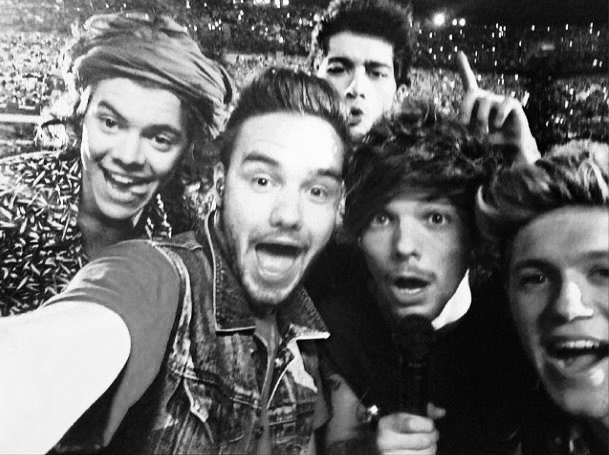bappaomegajaya's tweet photo. bayangin nunggu grup band yg katanya hiatus 18 bulan tapi sampai 9 tahun gaada kabar apa-apa, dan sekarang tiba-tiba ada kabar membernya meninggal 😭😭

rest in peace Liam Payne, we'll always love you 🥀❤️ https://t.co/QgHx5JYh0C
