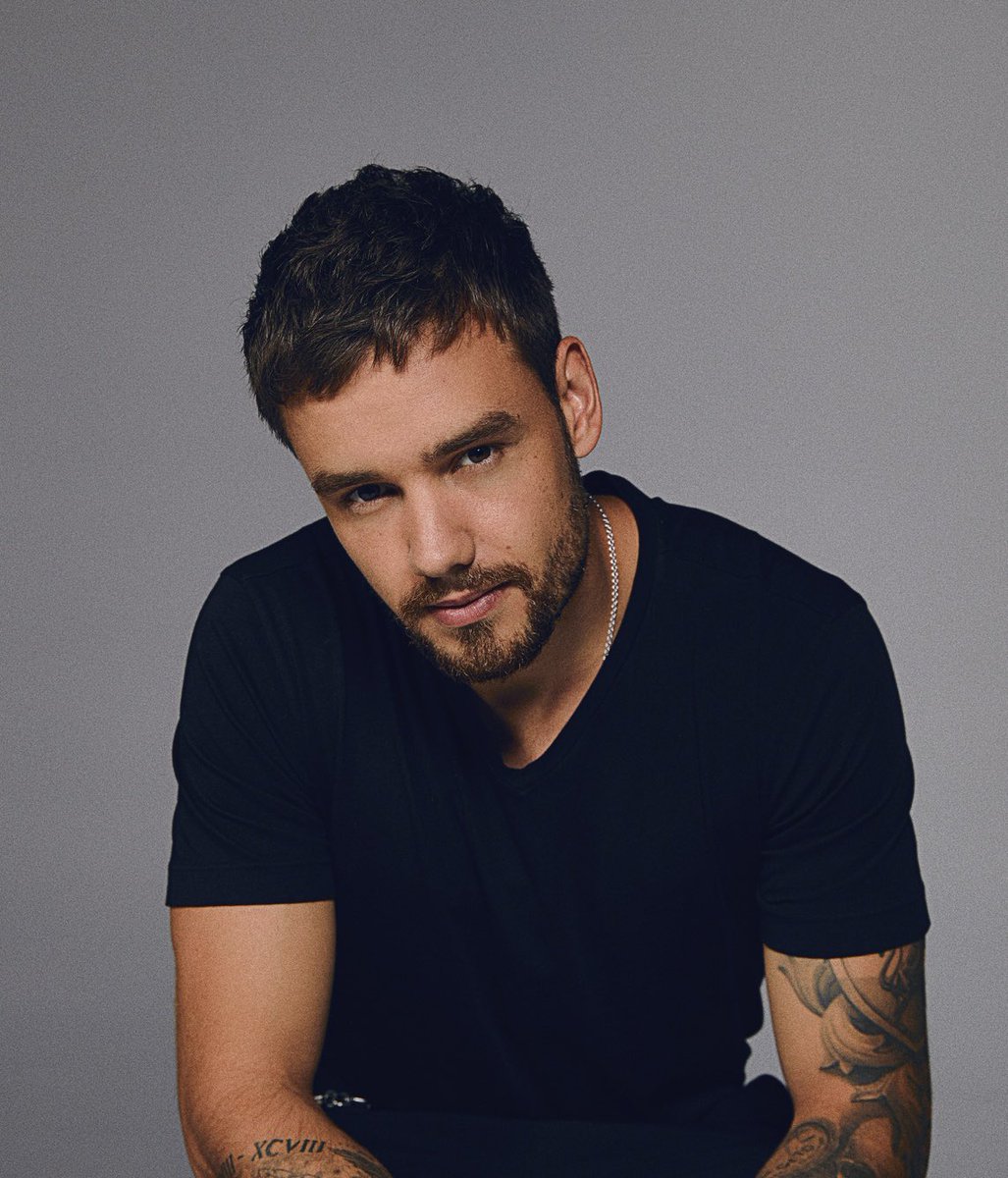 bappaomegajaya's tweet photo. bayangin nunggu grup band yg katanya hiatus 18 bulan tapi sampai 9 tahun gaada kabar apa-apa, dan sekarang tiba-tiba ada kabar membernya meninggal 😭😭

rest in peace Liam Payne, we'll always love you 🥀❤️ https://t.co/QgHx5JYh0C