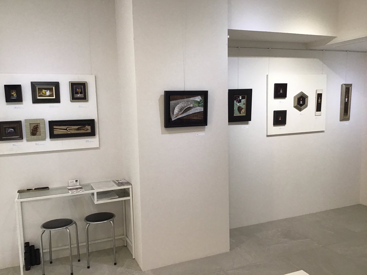 EspaceLaPorte's tweet photo. Bonjour！　始まりました。小黒哲夫ガラスモザイク画展10月17日(木)〜17日(木)10時~18時(最終日16時)土曜、日曜日も開廊。
不思議で素敵で可愛い作品逢にいに是非お立ち寄りください。 https://t.co/OkQ8RVihIw