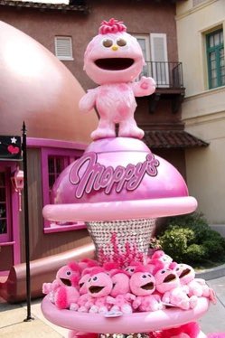 guys… what do you know about moppy…. universal japan elmo’s bff