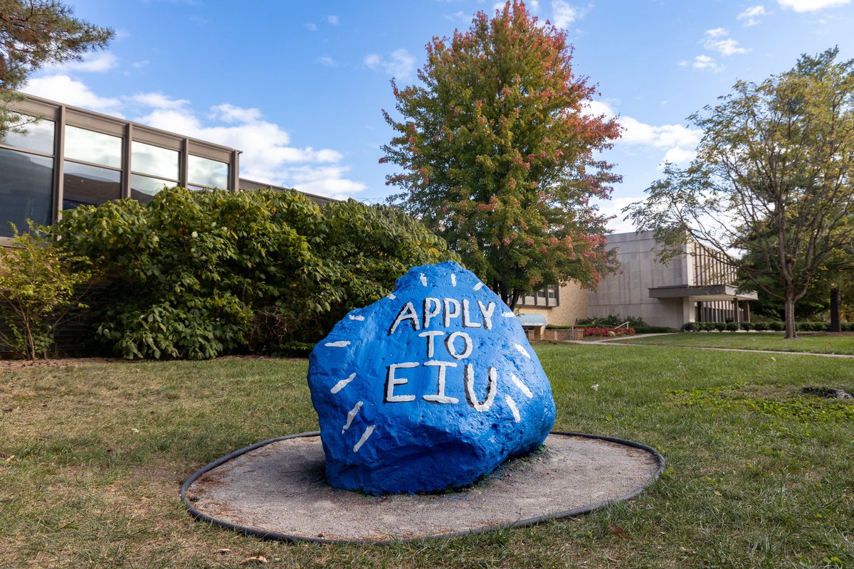 eiu's tweet photo. 👀The signs are everywhere… APPLY TO EIU!
Our application is free, fast, and doesn’t require test scores! Visit https://t.co/Bq8oDl9a7s to get started on your journey at EIU.
#eiu #free #futurepanther #apply #collegeapp https://t.co/jLWFSE4cMb