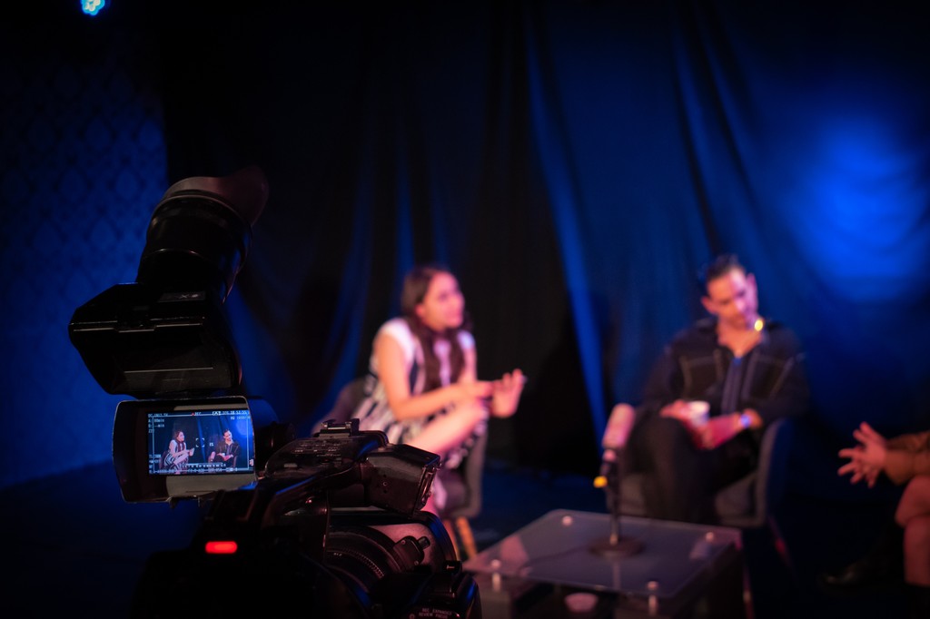 "Del aula al mundo" 🌏️

No te pierdas esta nueva sección, como parte de la Subdirección de Vinculación y Desarrollo Profesional, donde tendremos invitados que han egresado de CasAzul y que hoy en día, están posicionados dentro de la industria del teatro, televisión o cine.