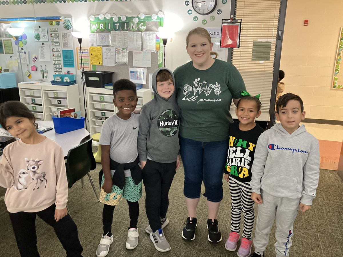 Amanda Desa (@mrsdesankc) on Twitter photo It’s been a fun week showing off our <a href="/bp_mustangs/">BellPrairie Mustang</a> school spirit as we celebrate Staley High’s homecoming week! It’s been a fun week showing off our <a href="/bp_mustangs/">BellPrairie Mustang</a> school spirit as we celebrate Staley High’s homecoming week!