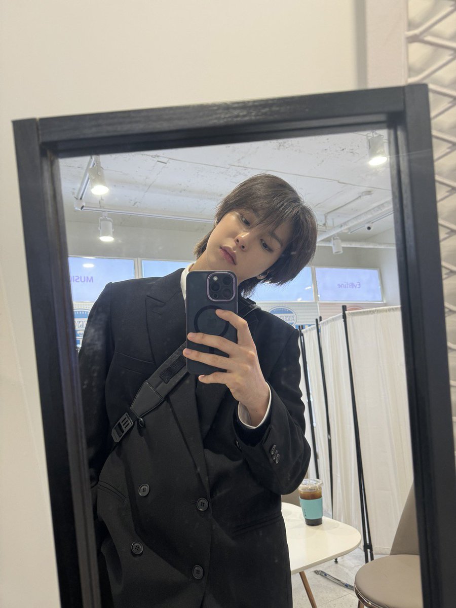 GHOST9OFFICIAL's tweet photo. 😶🫨

#SHIN #이신 https://t.co/A2v7tK8E8W
