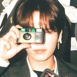 bjujukw's tweet photo. ୭୧    ─  busco mutis  
    
*⁠´｡⁠*ﾟ⁠+﹙ she | 08 | libra﹚

            ✿  skz (prio) 
     
-  busco mutis que me interactúen, rt para que llegue más personas! gracias ☺️
 ⠀        
   ⠀   [ ♡+↻ = mutis ] https://t.co/4ZjqD7Zhua