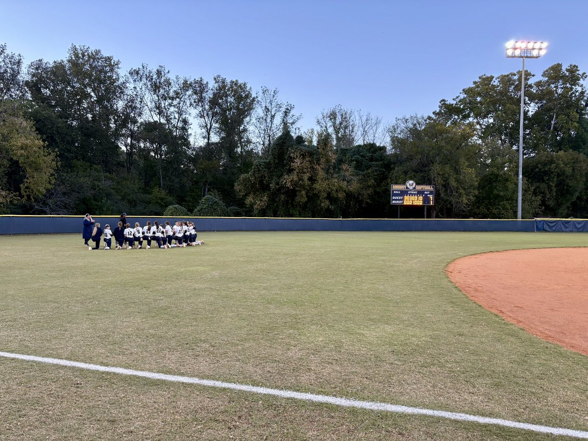 Round ☝🏽of playoffs ✅. Proud of my <a href="/Marist_Softball/">Marist Softball</a> team. Offensively led by <a href="/HandleyGreeley/">Handley Greeley 2025</a> (💣), <a href="/catherinechand/">Catherine Chandler</a>, <a href="/carolinesheesl1/">Caroline Sheesley</a>, <a href="/kennedy11mosley/">Kennedy Mosley</a> (💣), <a href="/PerryDrake22/">Perry Drake</a>, <a href="/mcstanley2025/">Mary Catherine Stanley</a> (💣). Defense was 🔥, and both pitchers <a href="/PerryDrake22/">Perry Drake</a> &amp; DaniDreska did their jobs! #FOTT 🦅