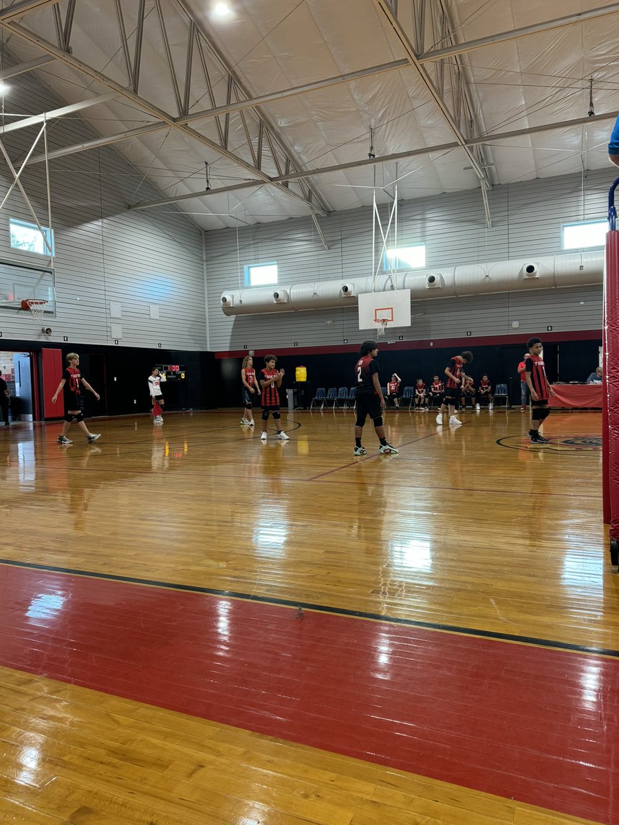 Jenn_Viverito's tweet photo. Home Volleyball vs. Fort King! Loved seeing all my kiddos and of course enjoying two Tiger wins! @DMSTIGERTWEETS https://t.co/qWazeog2wb