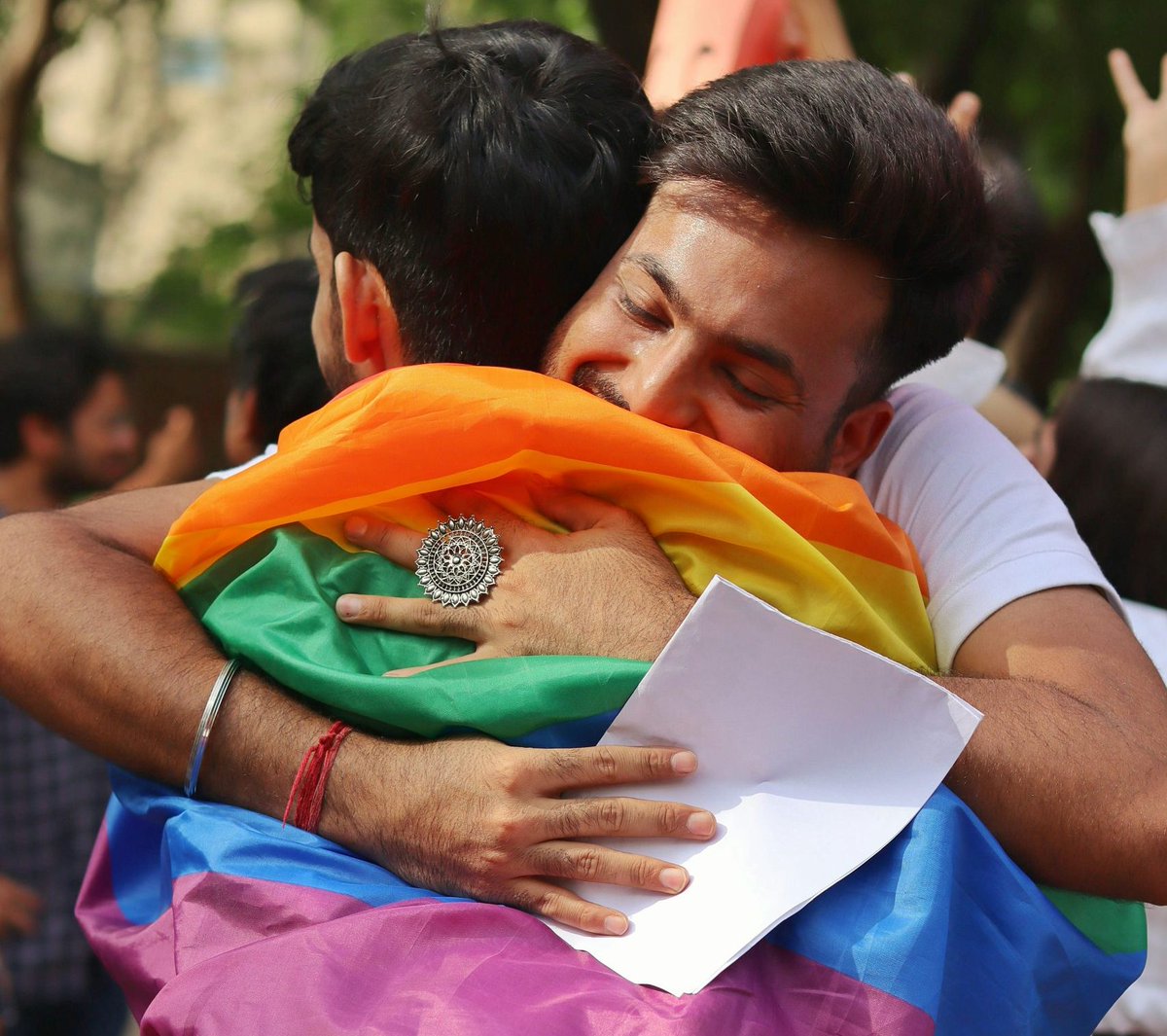 BookChat_'s tweet image. 10 Books About Being Desi and Gay electricliterature.com/10-books-about… #ReadingLists #asianauthor