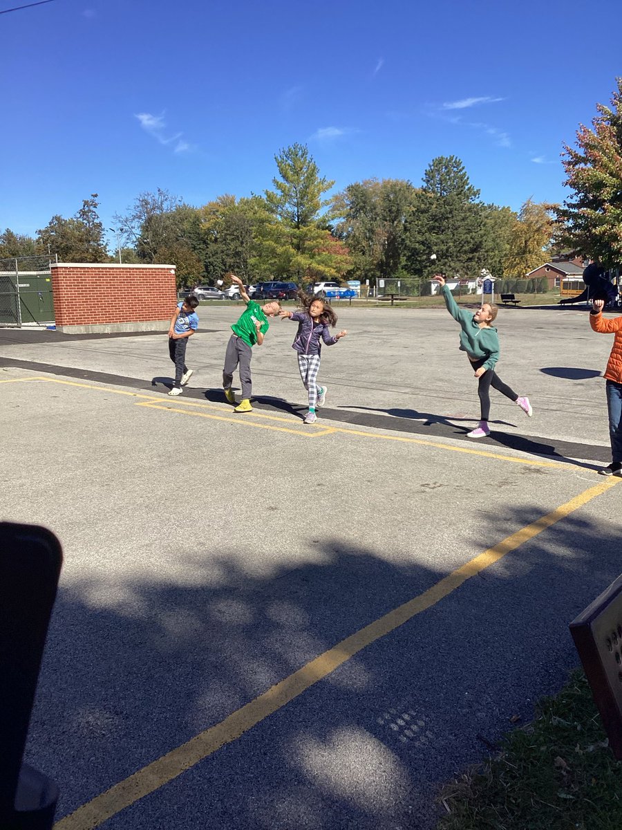 sstickley13's tweet photo. Today students learned about the history of the Olympics, and then participated in a few events!
#dg58pride https://t.co/lYdbtlGsS6