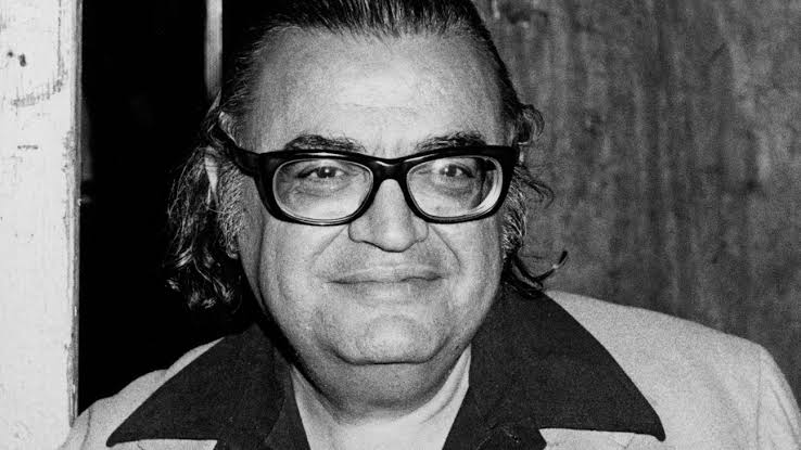 moviendoideas's tweet image. #OtrosDatos || El día de ayer cumpliría años  Mario Francis Puzo, escritor y guionista estadounidense conocido por su obra maestra, "El padrino".📔

Literario de la #mafia con sus relatos apasionantes de crimen, poder y familia.​🚬

 El no #descansaenpaz , el