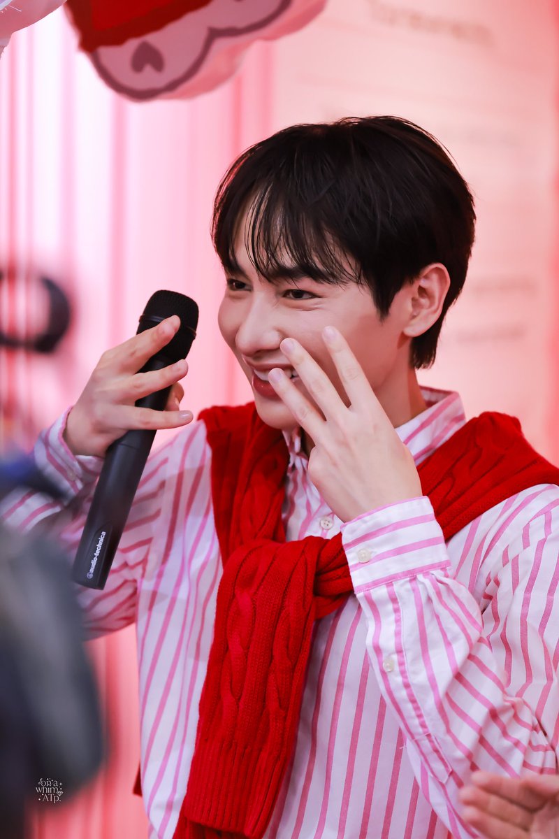 20241016

喵😘

#กันอรรถพันธ์ 
#GunAtthaphan 
#CentralSanriofair2024xGun