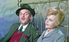 ClassicMovieHub's tweet photo. Favorite Four Angela Lansbury movies?
#FavoriteFour :) https://t.co/c9Yaa2jpx6