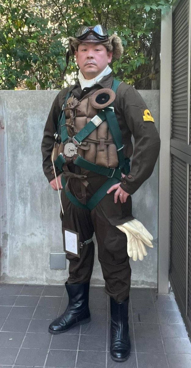 kobekko81's tweet photo. まだまだ暑い…
もう少し涼しくならないと着たくないな😆
#日本海軍 #海軍航空隊 #軍装 https://t.co/Xa5JNeP4GZ
