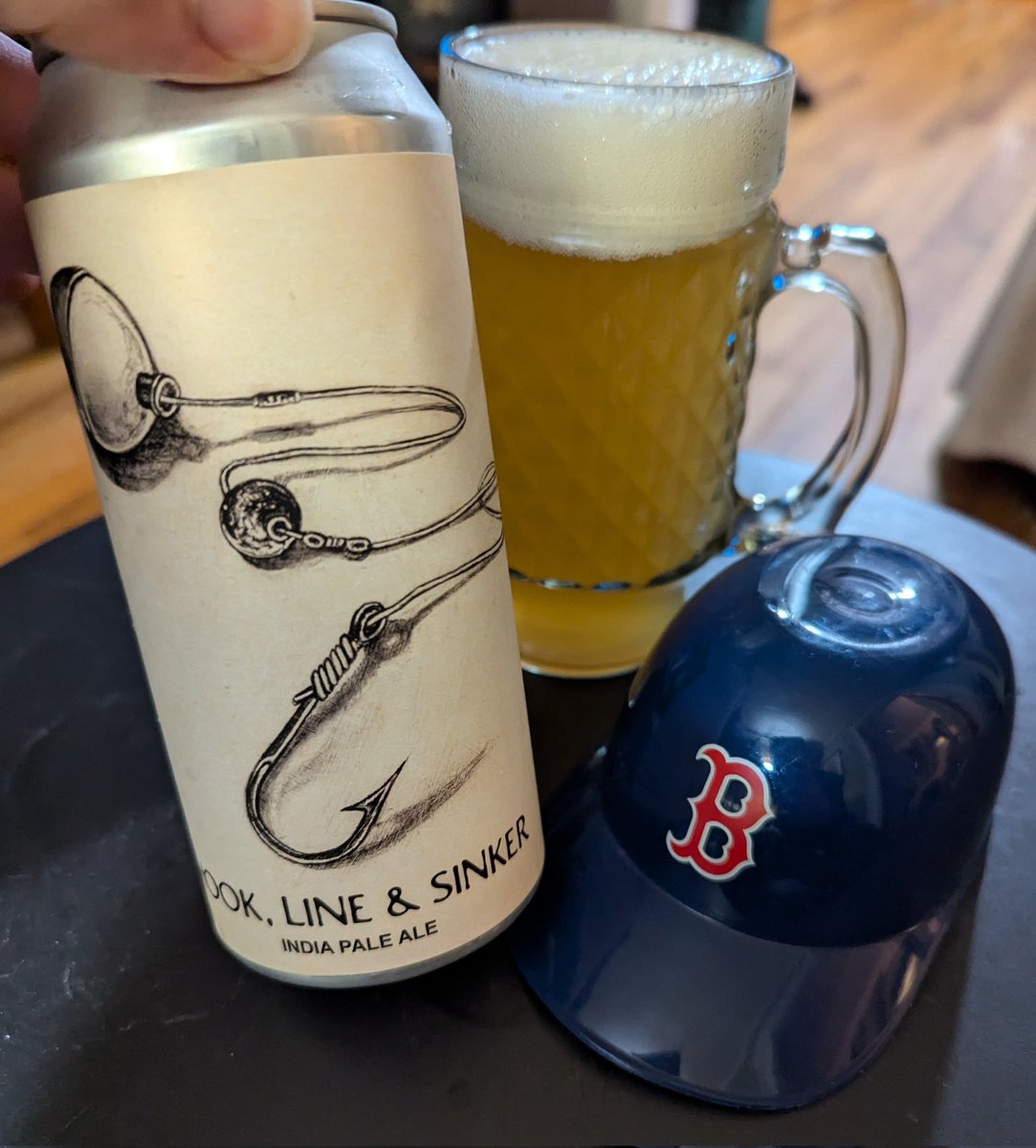 ASFreed's tweet image. Playoff baseball &amp;amp; no Sox is sad. This beer is quite good.

#CraftBeer #CraftCans #ProperGlassware #LunaApproved @badhopper @ManvsAle @RealBMaxwell @madrivertoaster @juggbigt @Just4BeerLovers @david_fuz @JonMontag @MartynMcIntosh @cellmavin @Fiocho @JohanBBT @amethyst_heels