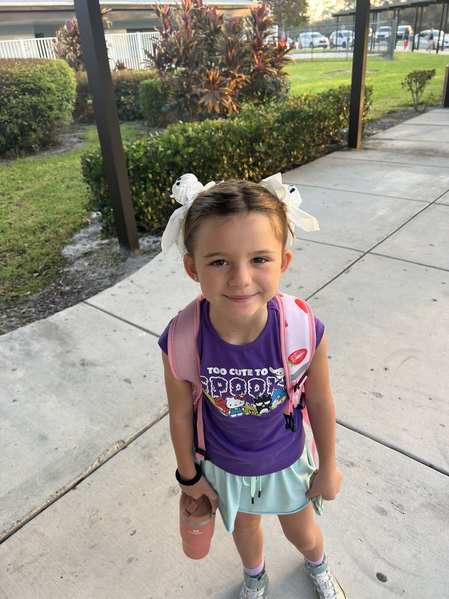 Look at who is ready for October!  Loving these festive hair styles 👻🐈‍⬛🎃<a href="/LPEPanthers/">Lake Park Elementary</a>