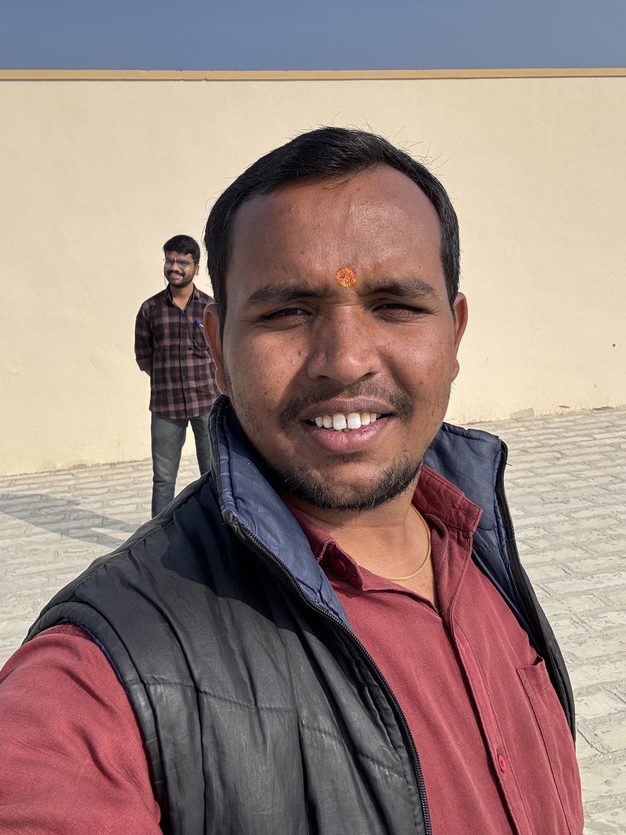 Dr_Vinod_Bagra's tweet image. हमारे जानी दुश्मन का नाम है अज्ञान!
उसे धर दबोचो,मजबूती से पकड़ कर पीटो,
और उसे अपने जीवन से भगा दो.......!!
-@Dr_Vinod_Bagra 

#ThursdayThoughts 
#ThursdayMorning
#drvinodsharma #drvinodbagra 

@LSBjodhpur @8PMnoCM @1K_Nazar @DrPaburam @ramlalsharmabjp