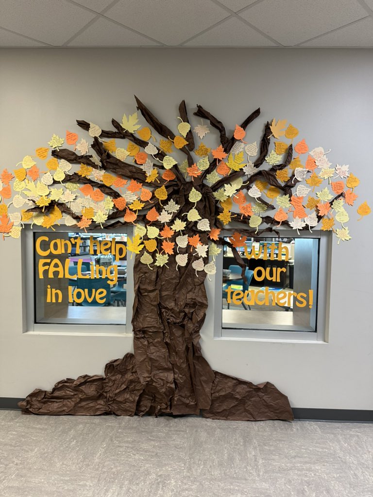 Lauren Oakes tweet media