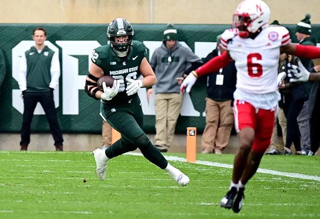Edward (Eddie) Whiting (@edwardwhiting9) on Twitter photo After a great phone call with <a href="/CoachWozniakTE/">Brian Wozniak</a> I am blessed to announce that I have received my first BIG 10 offer from Michigan State University!
<a href="/MSU_Football/">Michigan State Football</a> <a href="/MSUFBRecruiting/">Spartan Recruiting</a> <a href="/SeanLevyMSU/">Sean Levy</a> <a href="/Coach_Smith/">Jonathan Smith</a> <a href="/SFJeffersonFB/">Sioux Falls Jefferson Football</a> <a href="/SFJeffersonSC/">Sioux Falls Jefferson Strength & Conditioning</a> After a great phone call with <a href="/CoachWozniakTE/">Brian Wozniak</a> I am blessed to announce that I have received my first BIG 10 offer from Michigan State University!
<a href="/MSU_Football/">Michigan State Football</a> <a href="/MSUFBRecruiting/">Spartan Recruiting</a> <a href="/SeanLevyMSU/">Sean Levy</a> <a href="/Coach_Smith/">Jonathan Smith</a> <a href="/SFJeffersonFB/">Sioux Falls Jefferson Football</a> <a href="/SFJeffersonSC/">Sioux Falls Jefferson Strength & Conditioning</a>