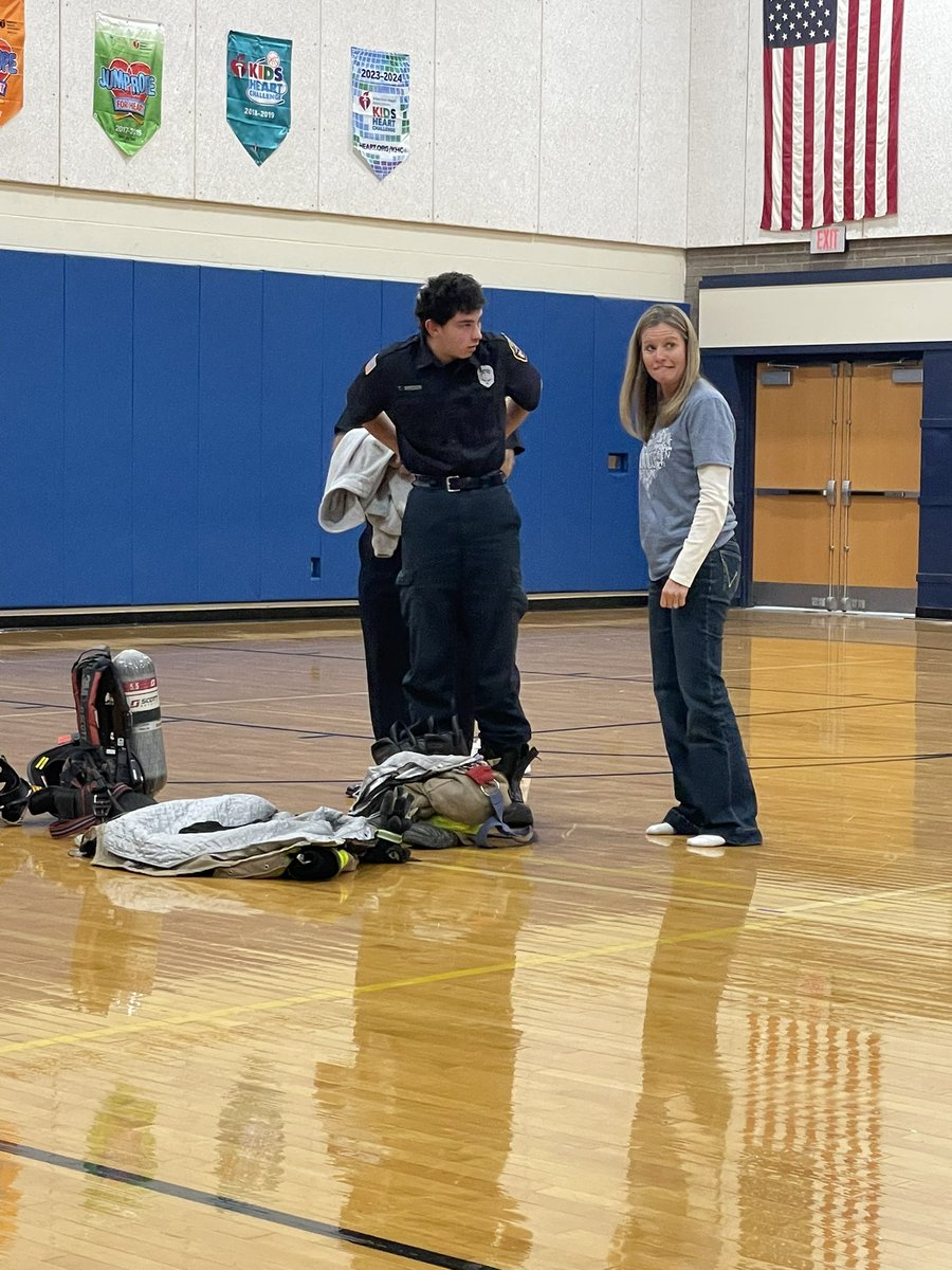 CISCMSD's tweet image. Great visit from Cecil, Canonsburg, and North Strabane VFD’s. Students enjoyed learning about fire safety and prevention, and some of our teachers got to try on the gear! Thank you for sharing your time today and for everything you do for our community! @canon_mac @DrTaranto