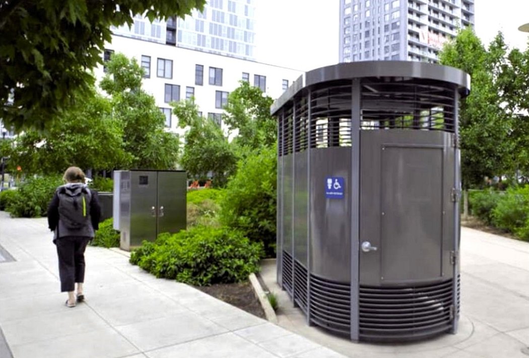 Three sites ID’d for Downtown public toilets
Planning Commission to review sites this week
neo-trans.blog/2024/10/16/thr…

<a href="/CityofCleveland/">City of Cleveland</a> <a href="/CuyahogaCounty/">Cuyahoga County</a> <a href="/DowntownCLE/">Downtown Cleveland</a> <a href="/CampusDistrict/">Campus District Cleveland</a> @ohiocitytweets <a href="/FlatsForward/">Flats Forward</a> <a href="/TowpathTrail/">Ohio & Erie Canalway Coalition</a> <a href="/canalwaycle/">Canalway</a> <a href="/CleveFoundation/">Cleveland Foundation</a> <a href="/OECanalway/">Ohio & Erie Canalway National Heritage Area</a> <a href="/CuyahogaHHS/">Cuyahoga HHS</a>