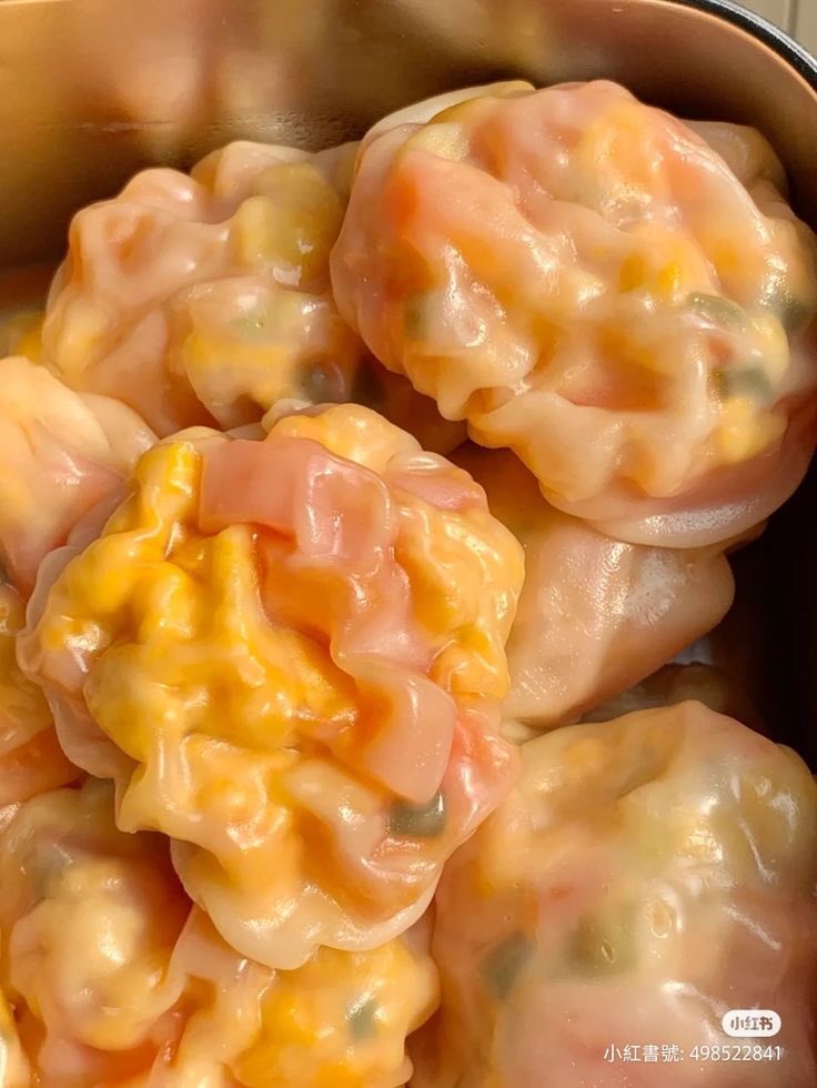 Resep Simple Shrimp and Healthy Vegetables Dumpling 🍤🌽🥕

Bahannya :  

• 250 gram udang, kupas dan cincang halus 
• 100 gram jagung manis, pipil 
• 100 gram wortel, potong dadu kecil 
• 2 siung bawang putih, cincang halus 
• 1 sdm saus tiram 
• 1 sdt minyak wijen 
• 1/2