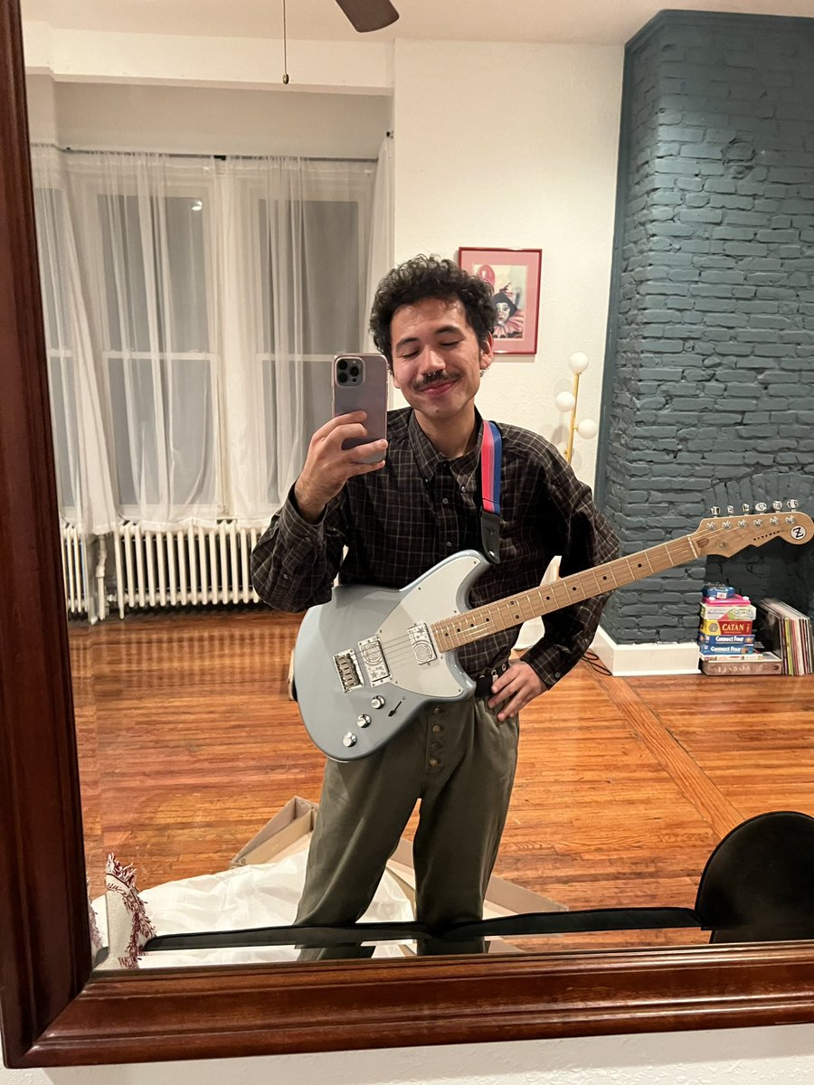 hey, ily! THE BAND!!! tweet media